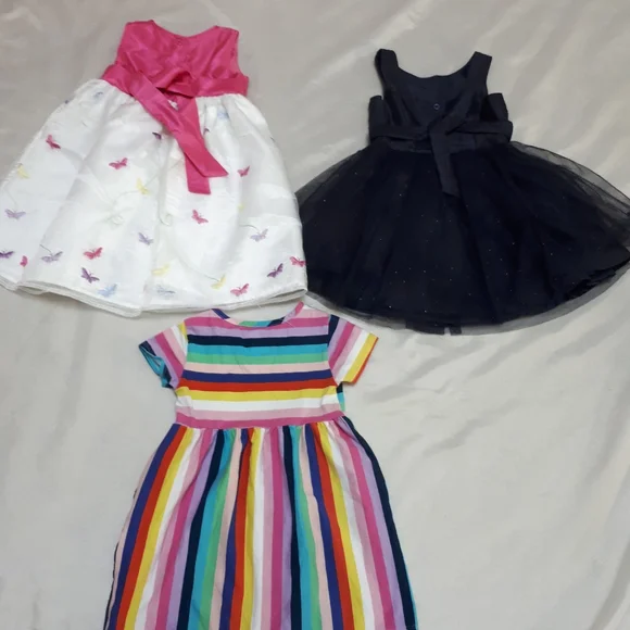 Lot of 3 Beautiful princess girl dresses size4.4T.